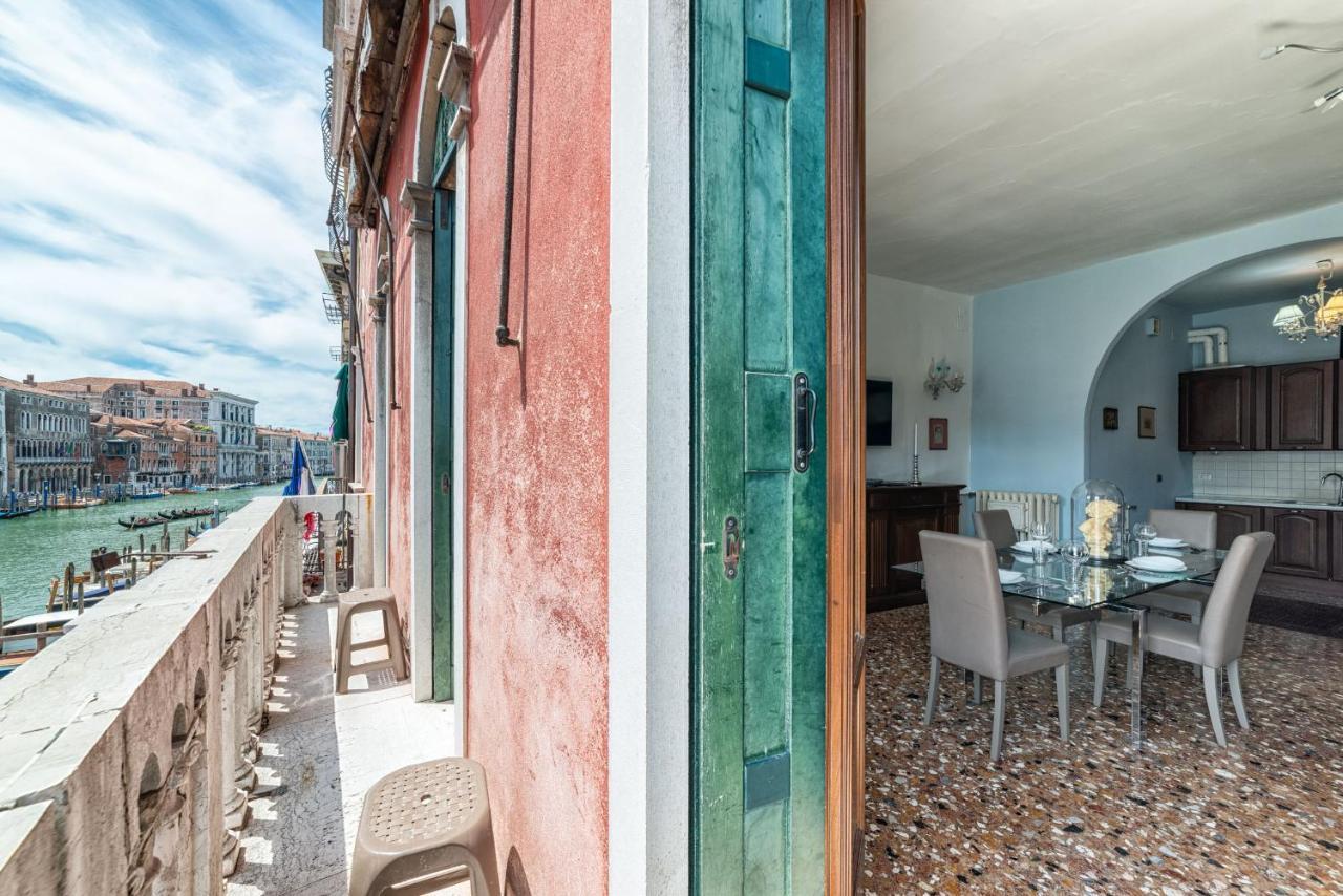 Royal Rialto Apartment - Grand Canal View Venecia Exterior foto